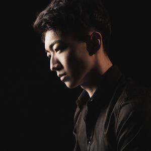 人乳宴掀衣喂乳h
